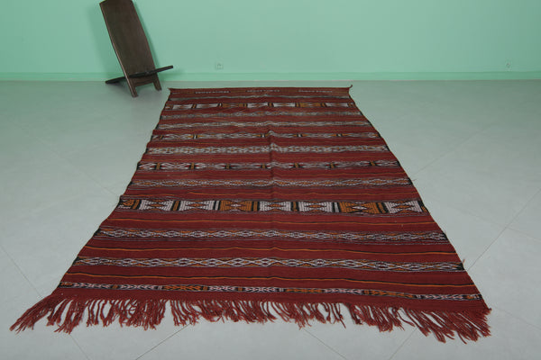 Handwoven Berber Rug – 5.5 FT X 9.9 FT | Traditional Moroccan Design