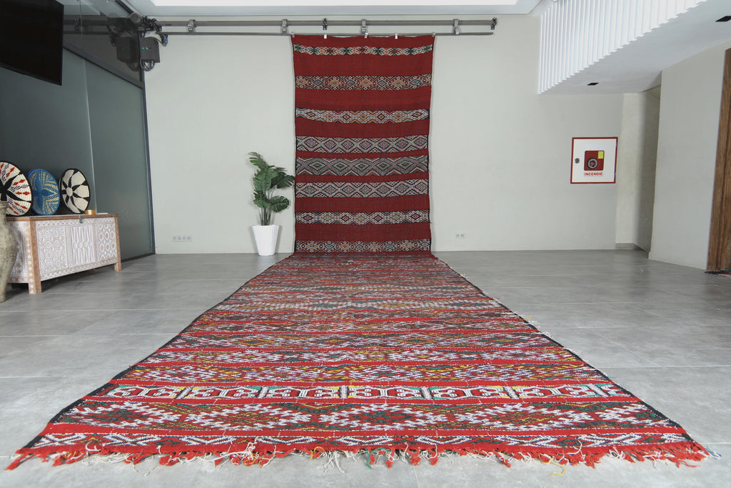 Long runner Moroccan rug with geometric design - 6.7 ft x 26.8 ft
