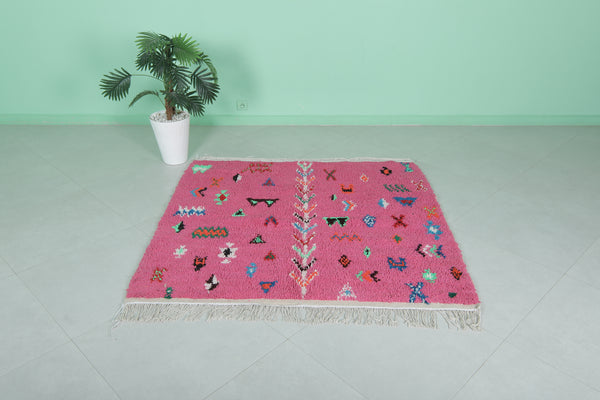 Pink Moroccan handmade berber rug – 5 x 4.8 ft | Bold tribal design carpet