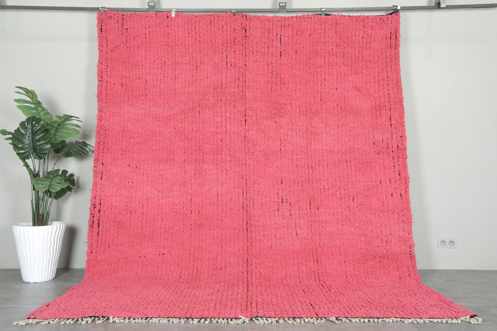 Pink & black minimalist Moroccan rug - 8.4 ft x 10.4 ft