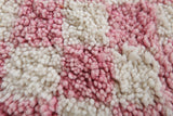 Round Moroccan Wool Rug - 5 ft | Pink & White Checkered Pattern