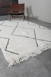 Moroccan rug 5 X 8 Feet