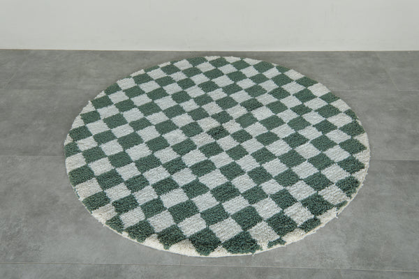 Round Moroccan rug - Green & white checkered design - 5 FT