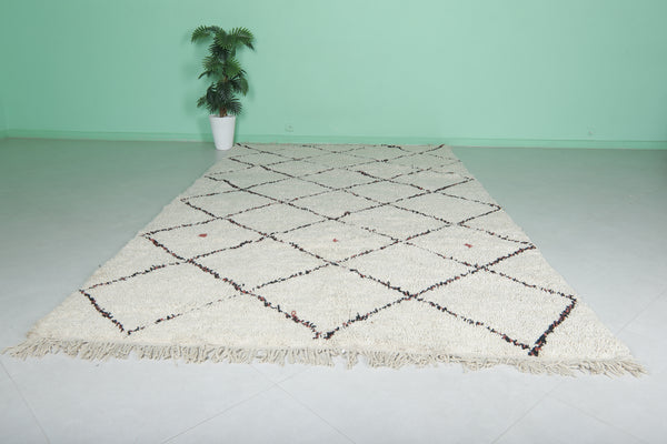 Handmade Moroccan rug – Large diamond pattern (7 x 12.1 ft)