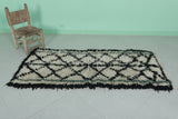 Handmade Moroccan Rug – 2.5 x 5.8 ft, Geometric Diamond Pattern