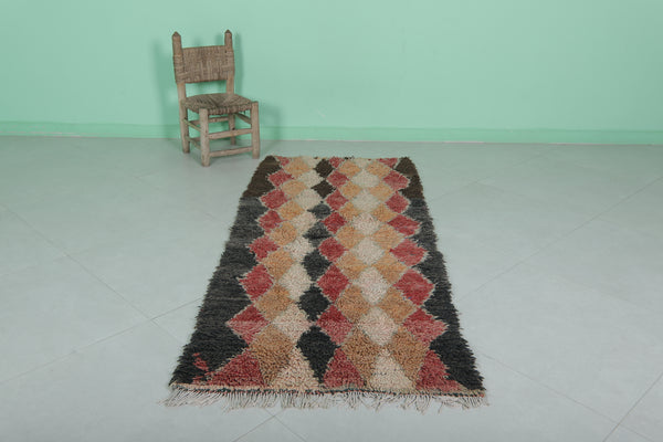 Vintage handmade Moroccan runner rug – 2.7 x 6.3 FT, warm diamond design