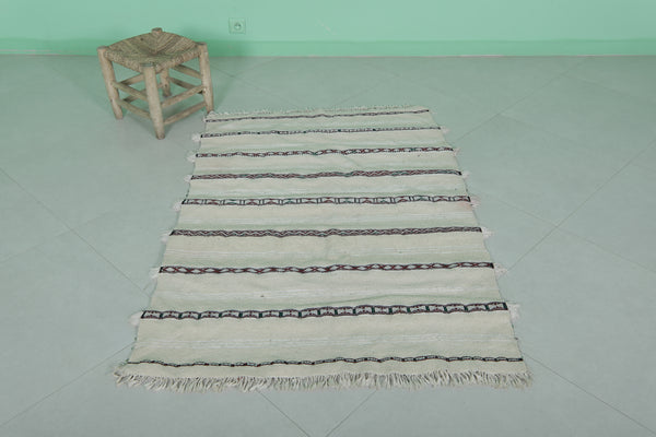 Wedding berber blanket – 3.4 FT X 5 FT | Handwoven Moroccan textile