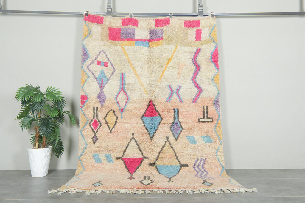 Azilal Moroccan rug 5.6 ft x 8 ft - Handmade