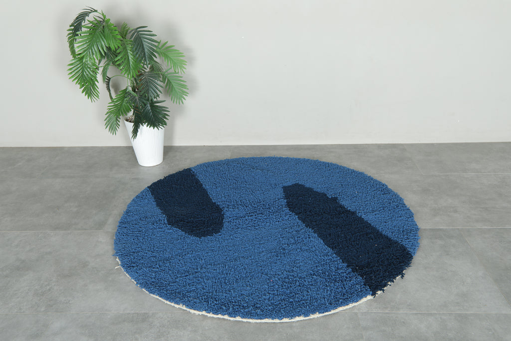 Round Moroccan rug - Blue base with navy abstract accents - 5 FT