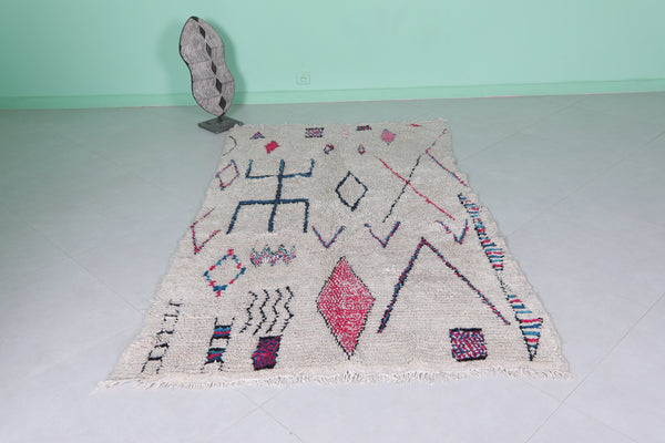 Berber handmade Moroccan old carpet - 4.3 FT X 7.2 FT