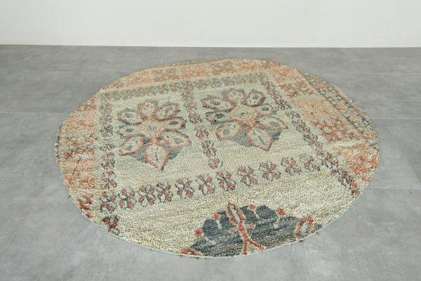 Handmade wool rug - Round Moroccan rug 6 FT