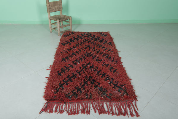 Moroccan berber rug 2.8 X 6 Feet - Bold red and black chevron shaggy carpet