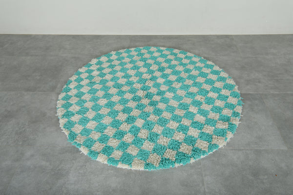 Round Moroccan wool rug - 5 ft turquoise and white checkered pattern