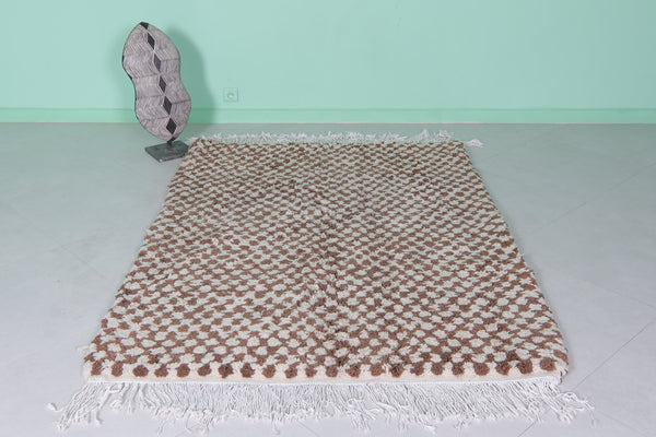 Moroccan handmade berber checkered rug – 4.6 x 6.5 Feet