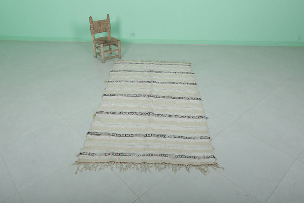 Handwoven Moroccan wedding rug – 3.7 FT x 6.5 FT | Authentic berber craft