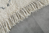 Moroccan Wool Rug 4.8 FT × 7.9 FT | Diamond Design with Black Detailing