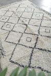 Moroccan Wool Rug 4.8 FT × 7.9 FT | Diamond Design with Black Detailing