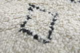 Moroccan Wool Rug 4.8 FT × 7.9 FT | Diamond Design with Black Detailing