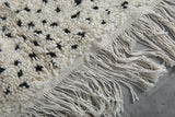 Handmade wool rug 4.9 FT X 6.6 FT