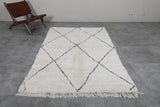 Moroccan rug 4.9 X 7.6 Feet