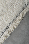 Simple Moroccan rug  2.4 FT X 8.8 FT