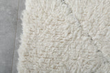 Simple Moroccan rug  2.4 FT X 8.8 FT