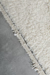 Simple Moroccan rug  2.4 FT X 8.8 FT