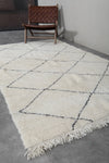 Moroccan rug 5 X 8.1 Feet