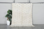 Simple Moroccan rug  4.6 FT X 6.2 FT