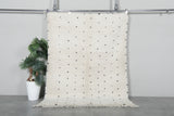 Simple Moroccan rug  4.6 FT X 6.2 FT