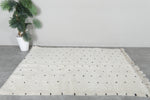 Simple Moroccan rug  4.6 FT X 6.2 FT