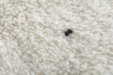 Simple Moroccan rug  4.6 FT X 6.2 FT