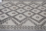 Moroccan rug 5.6 X 8.8 FEET