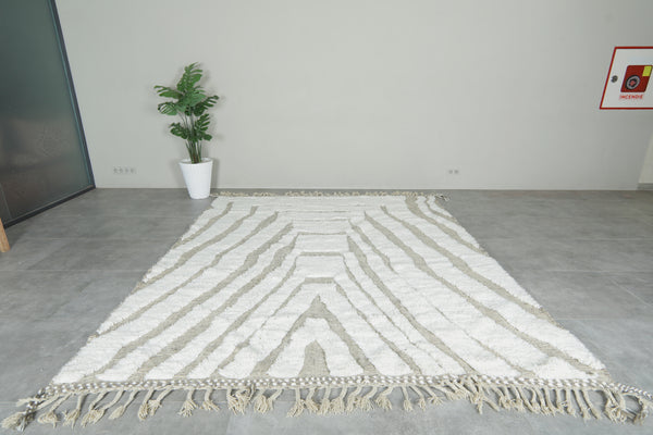Moroccan berber white and gray geometric rug  8.4 feet x 10 feet- Handmade