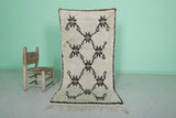 Handwoven Moroccan Rug 2.7 x 5.8 FT | Black & White Pattern