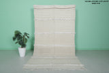 Elegant Moroccan Wedding Blanket Rug - 5 FT X 8.9 FT - Ivory Striped Design