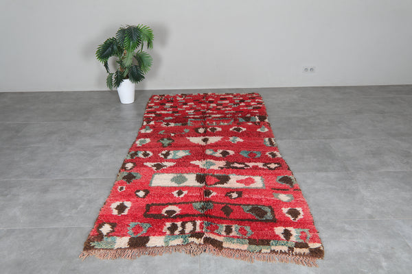 Red Moroccan rug with colorful geometric pattern - 4.3 FT X 9.3 FT