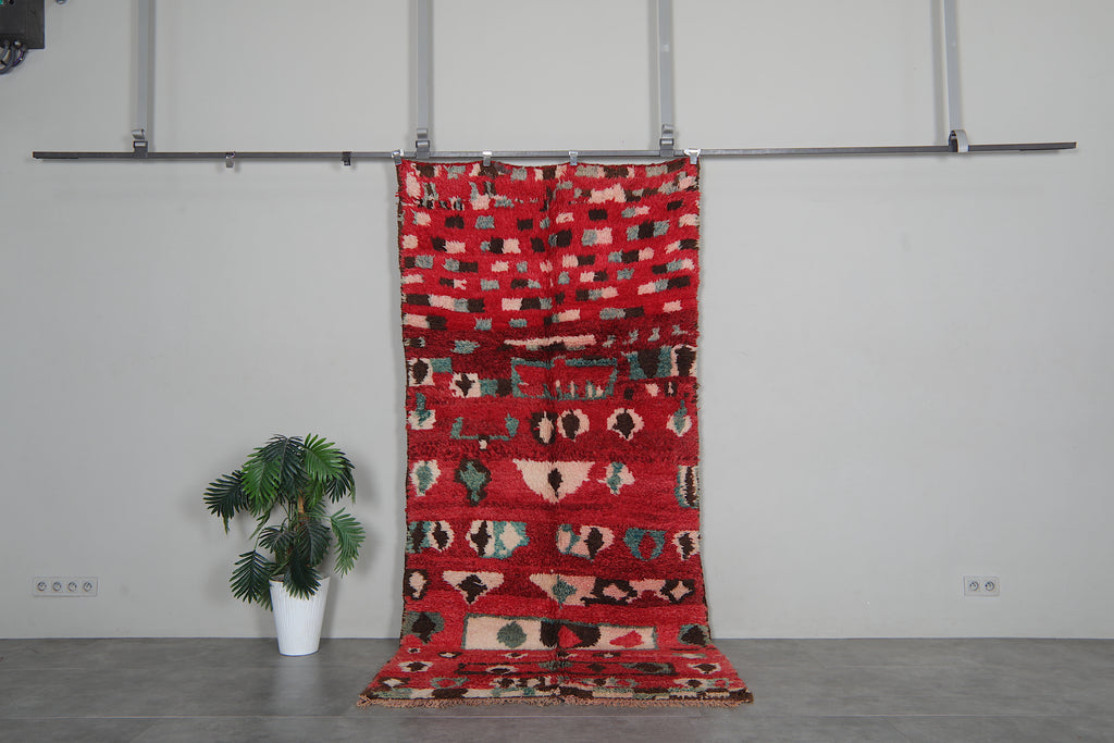 Red Moroccan rug with colorful geometric pattern - 4.3 FT X 9.3 FT
