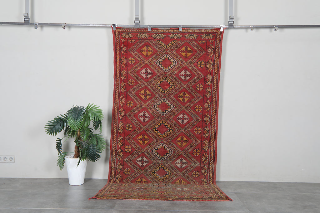 Red Moroccan rug - Handwoven vintage berber carpet - 4.5 FT X 8.2 FT