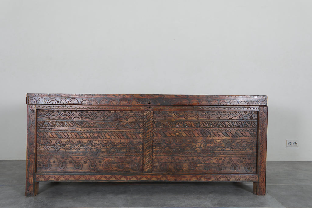 Vintage Moroccan chest H 2.7 FT x W 6.6 FT x D 2.3 FT