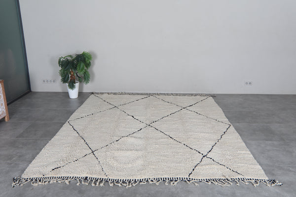 Cream and black Moroccan wool rug 8.2 x 9.5 feet – Handmade Beni Ourain diamond pattern rug