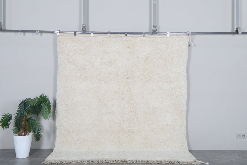 Solid cream Moroccan shag rug 6.7 x 7.4 ft - Handmade wool Berber carpet