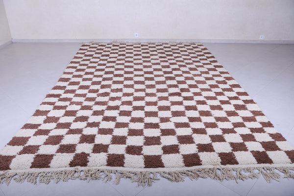Brown & beige checkered custom Moroccan rug – Handmade & elegant design