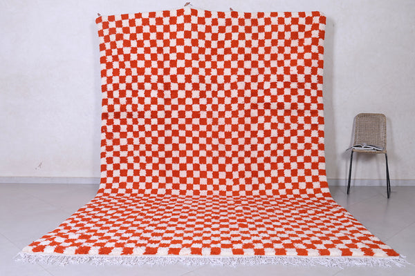 Custom red & white checkered rug – Bold design for your home