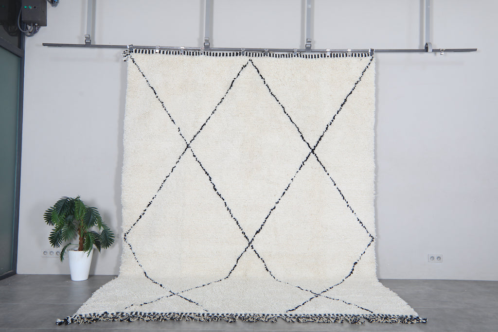 White Moroccan shag rug 9.1x12 ft - Handmade wool Berber carpet with black lines