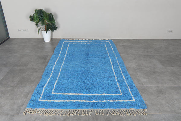 Blue Moroccan shag rug 5.1x8.6 ft - Handmade wool Berber carpet with white border