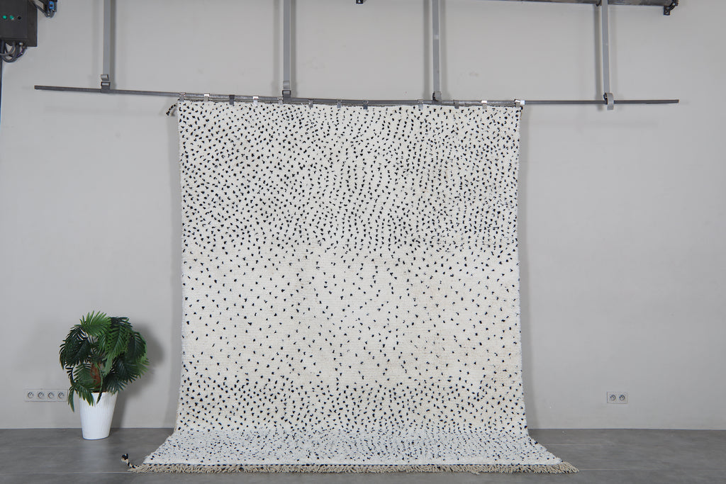 White Moroccan Rug 8.2 x 10.8 Feet – Black Speckled Wool Rug