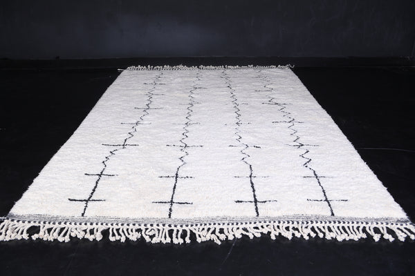 Custom white Moroccan rug with black zigzag pattern