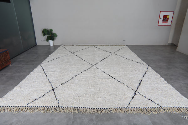 White Moroccan shag rug 11.2x15.1 ft - Handmade wool Berber carpet with black lines
