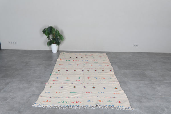 Cream Moroccan kilim rug 4.7x9.7 ft - Handmade Berber flatweave carpet with colorful motifs